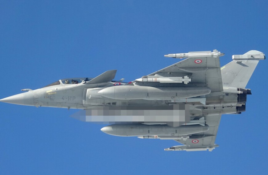 РФ погрожує ударами країнам Європи, які приймуть стратегічну авіацію Франції